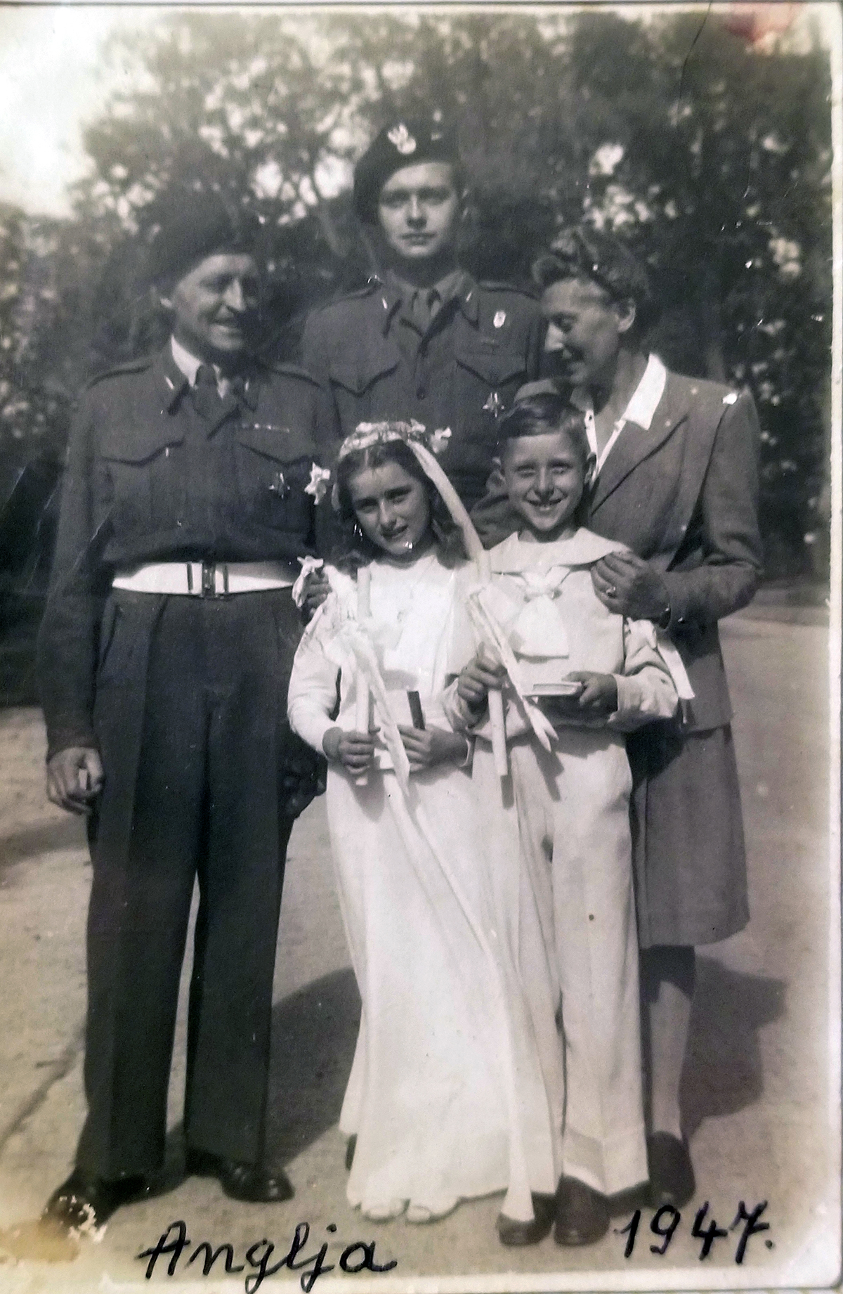 Rodzina Zamoyskich, Anglia, 1947